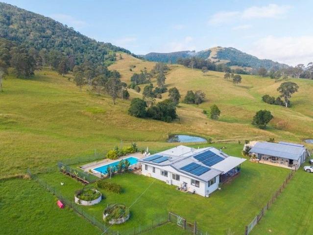 Cottage for sale in Ellenborough, New South Wales