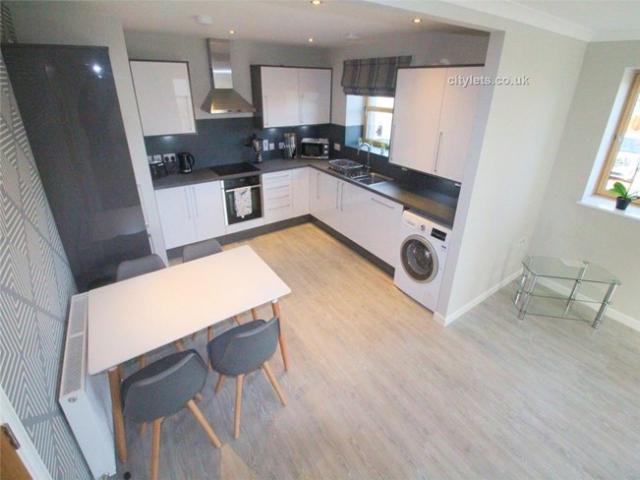 Flat for rent in Ashgrove, Ballindoch