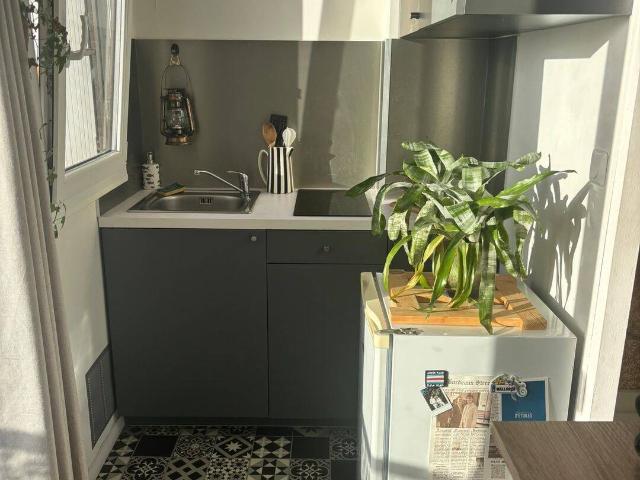Studio location à Bordeaux, Port de la Lune, Bordeaux