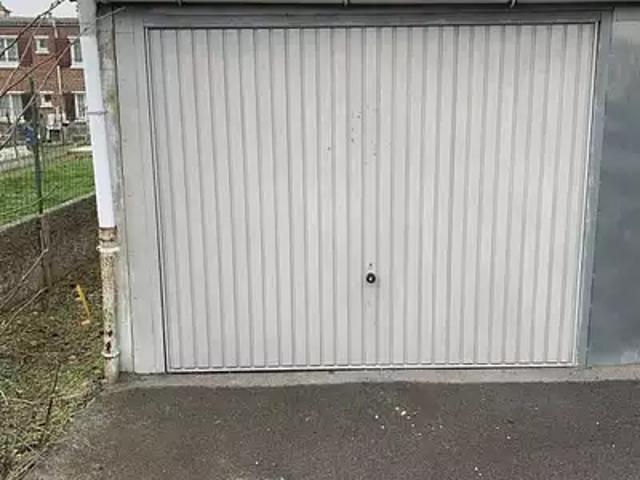 Garage vente à Cambrai, Caudry