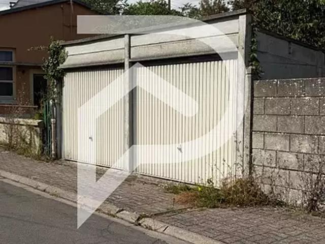 Garage vente à Caudry, Nord