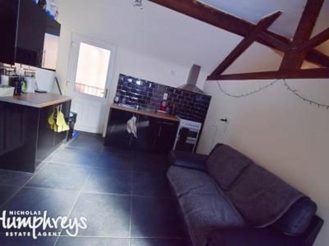 Room for rent in Stoke, Stoke-on-Trent