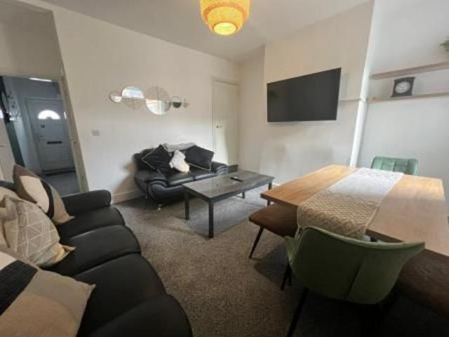 Room for rent in Stoke, Stoke-on-Trent