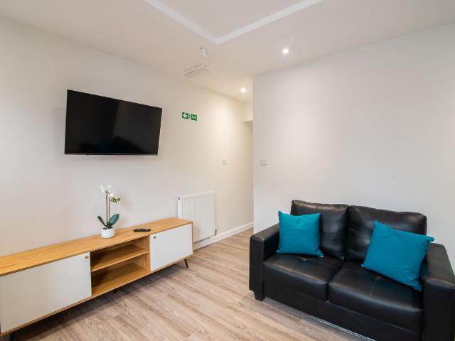 House for rent in Stoke, Stoke-on-Trent