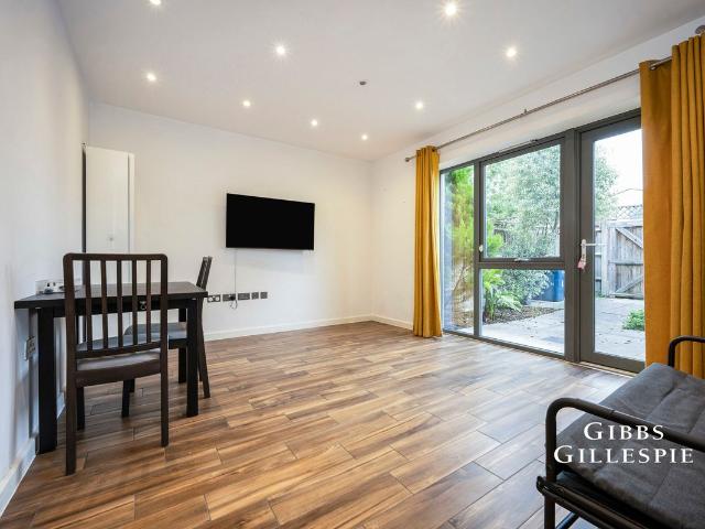 House for rent in Pinner, Greater London