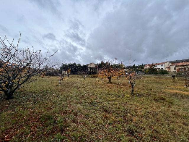 Terrain vente à Carcassonne, Caunes-minervois