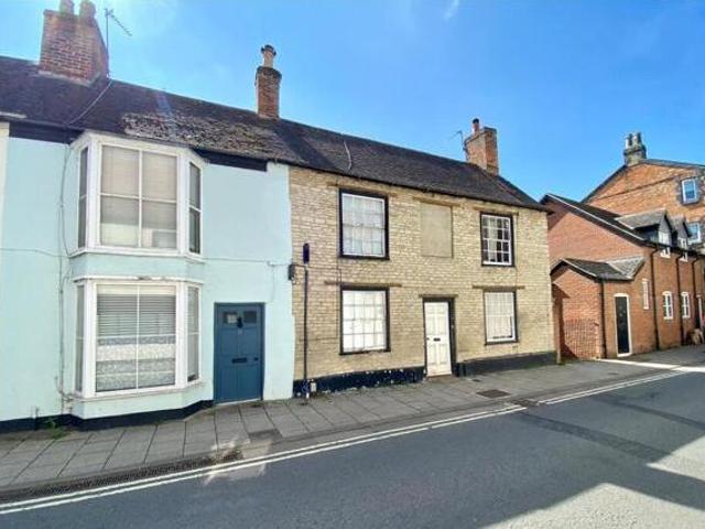 House for sale in Evershot, Oxfordshire
