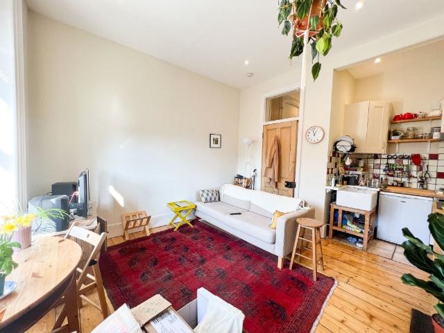 Apartment for rent in Newington, Scotland