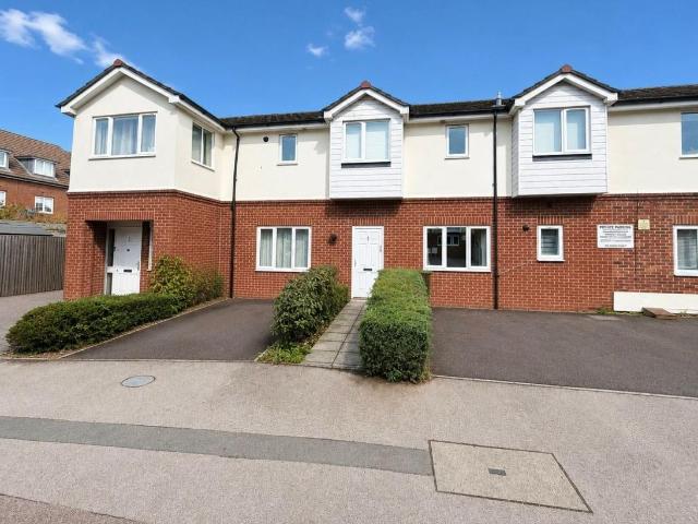Apartment for rent in Eastleigh, Helford