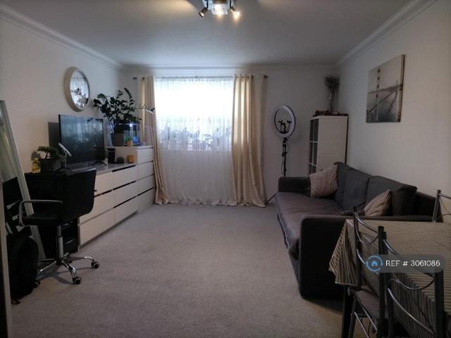 Apartment for rent in London Borough of Barking and Dagenham, Greater London