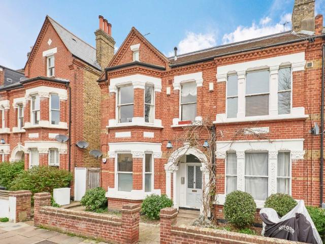 Apartment for rent in Clapham, Greater London
