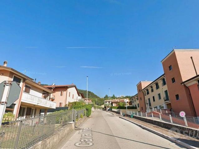Appartamento in affitto a Cavaion Veronese, Veneto