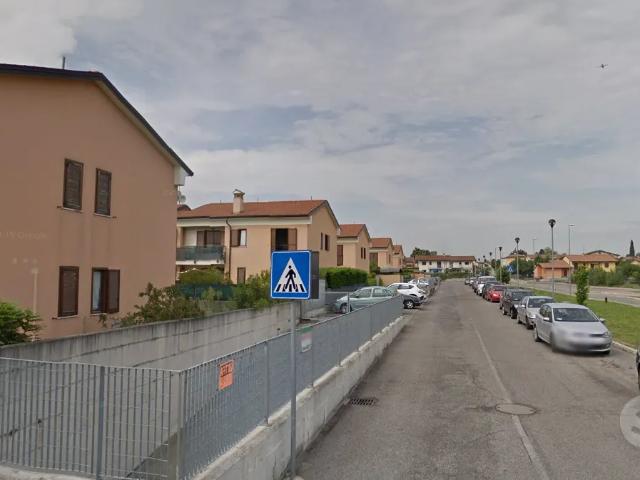 Appartamento in affitto a Castelnuovo del Garda, Verona