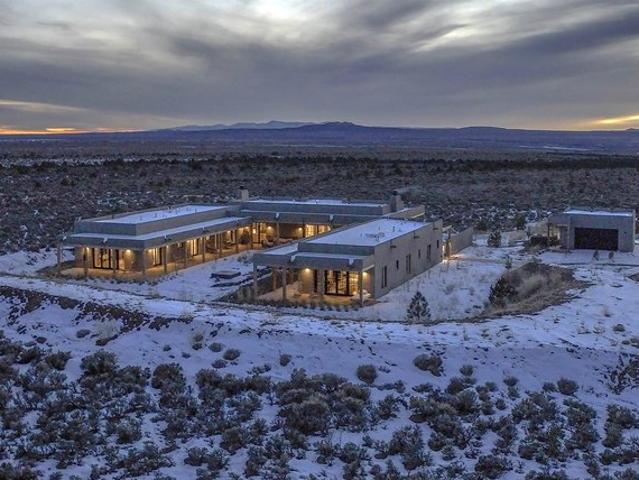 House for sale in Arroyo Seco, New Mexico
