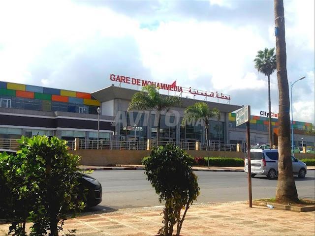 Local commercial location à Centre Ville