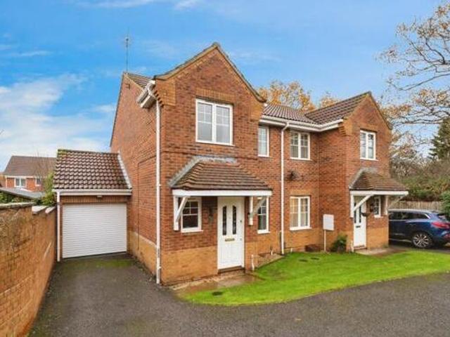 House for sale in Feckenham, City Of Bristol