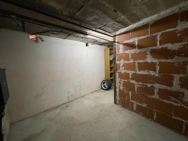 Garage vente à Paris, Île-de-France