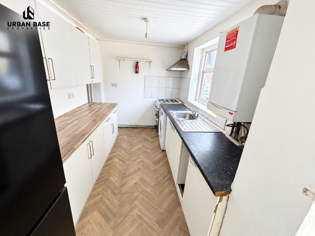 House for rent in London Borough of Newham, Greater London