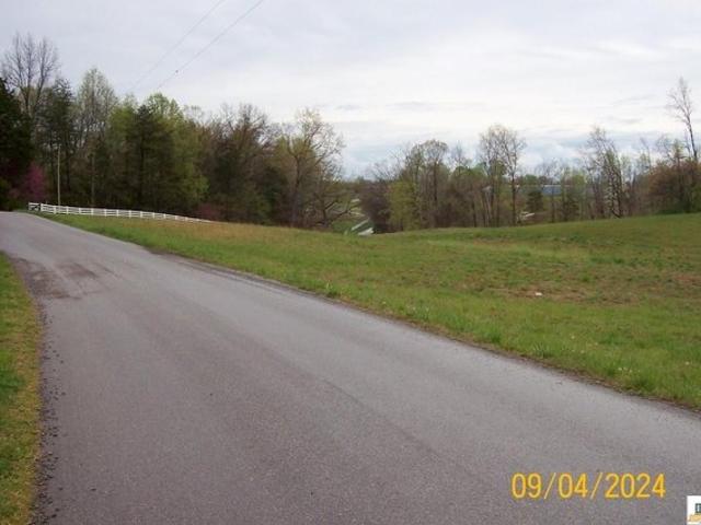 Land for sale in Tompkinsville, Kentucky