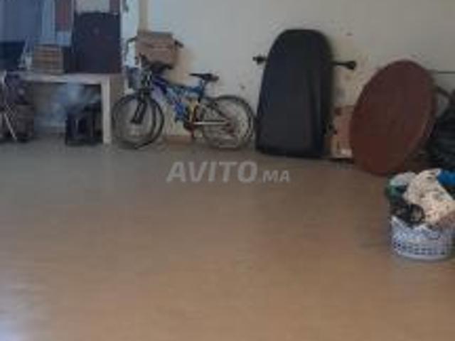 Local commercial location à Témara