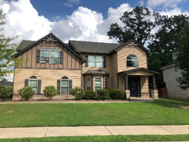 House for sale in Red Oak, Georgia