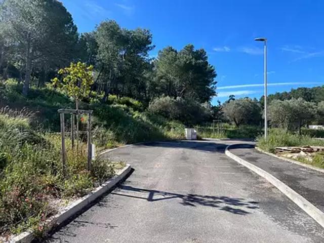 Terrain vente à Nîmes, Caveirac