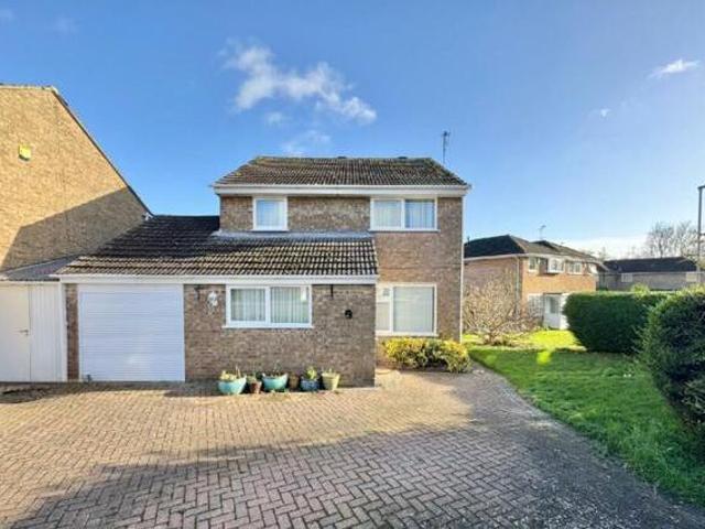 House for sale in Northampton, Northamptonshire