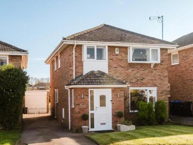 House for sale in Northampton, Northamptonshire