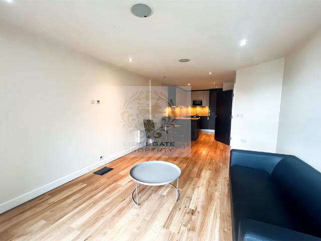 House for rent in Colindale, Greater London