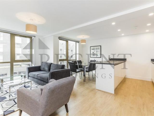 House for rent in Stockwell, Greater London