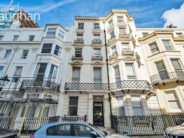 Apartment for rent in Brunswick, Brighton & Hove