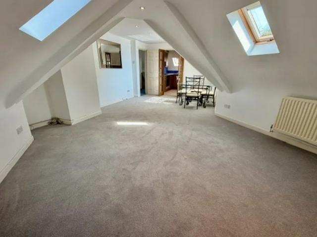 Apartment for rent in Charminster, Bournemouth