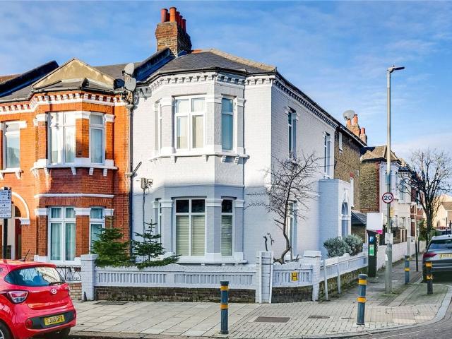 Apartment for rent in Clapham, Greater London