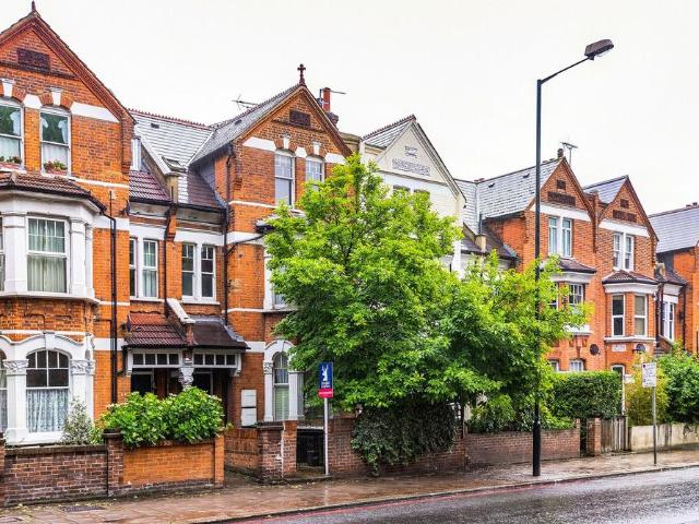 Apartment for rent in Clapham, Greater London