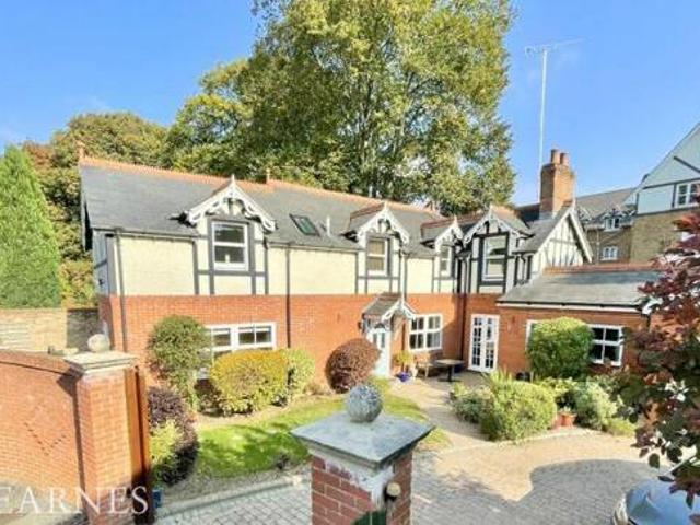 House for sale in Bournemouth, Bournemouth, Christchurch and Poole