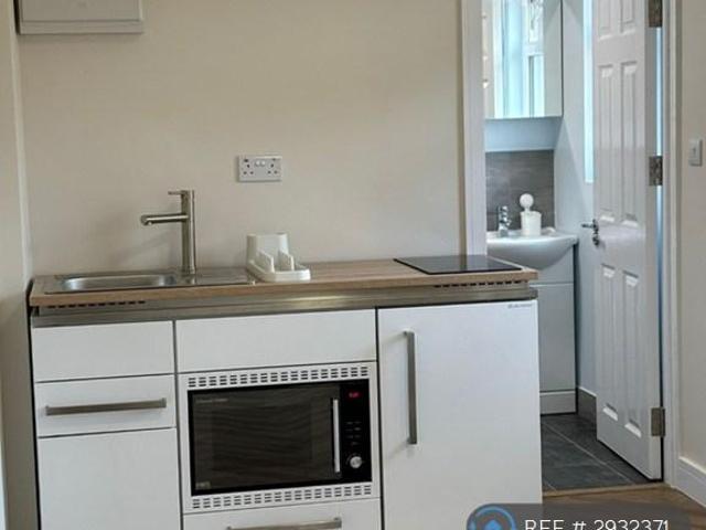 Apartment for rent in Upper Edmonton, Greater London