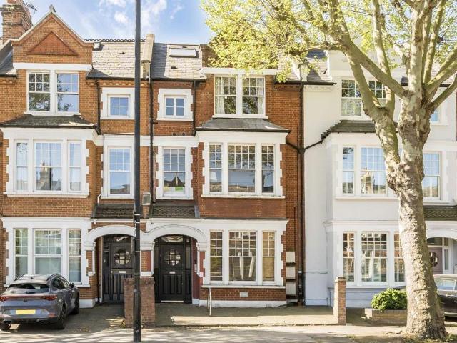 Apartment for rent in Clapham, Greater London