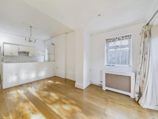 House for rent in Clapham, Greater London