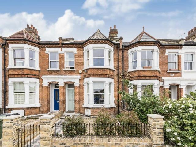 House for rent in Clapham, Greater London