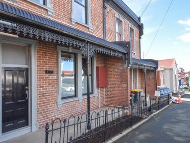 House for rent in Otakou