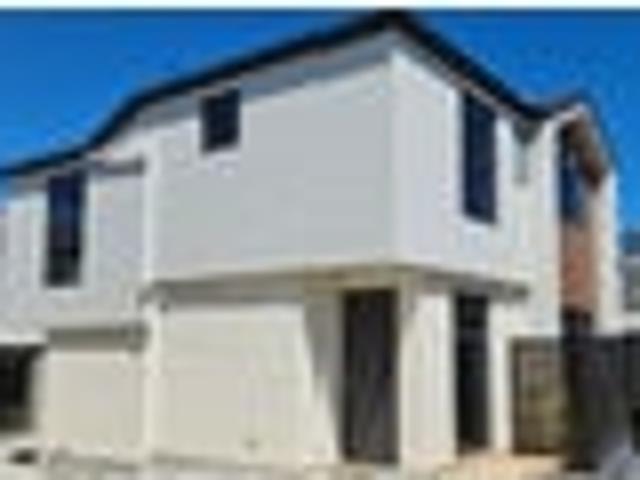 Townhouse for rent in Otakou