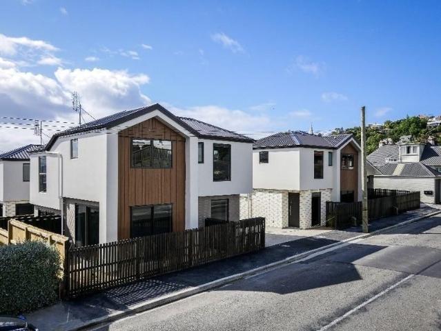 House for rent in Otakou
