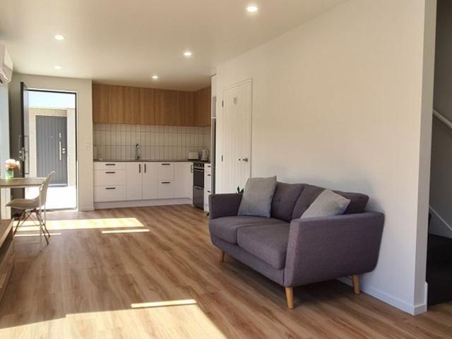 House for rent in Otakou