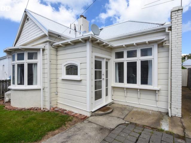 House for rent in Otakou