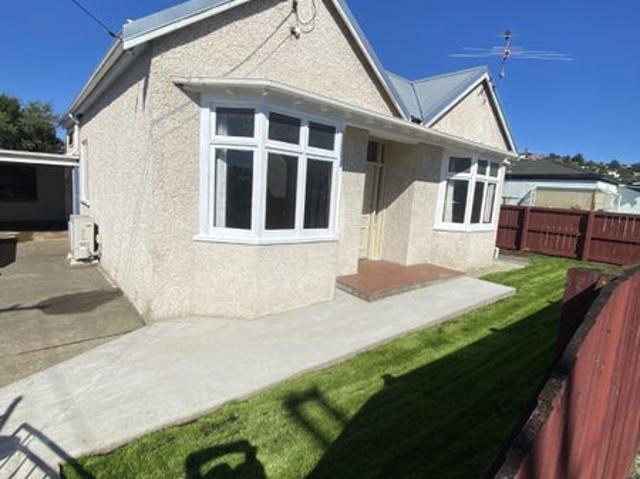 House for rent in Otakou