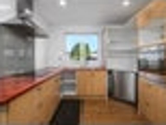 House for rent in Otakou