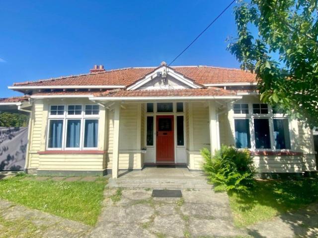 House for rent in Otakou