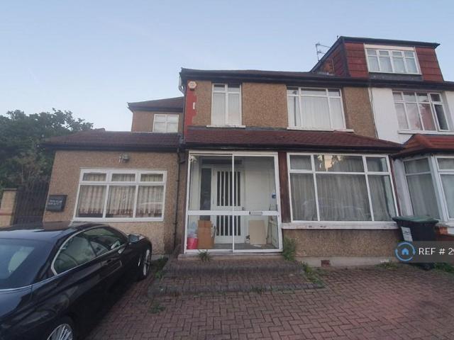 Apartment for rent in Palmers Green, Greater London