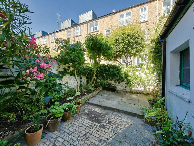 Studio for rent in Chelsea, Greater London