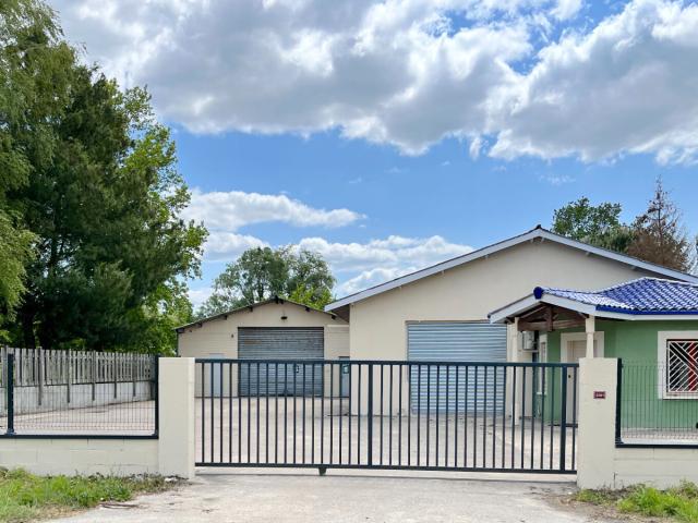 Garage location à Blaye, Pugnac